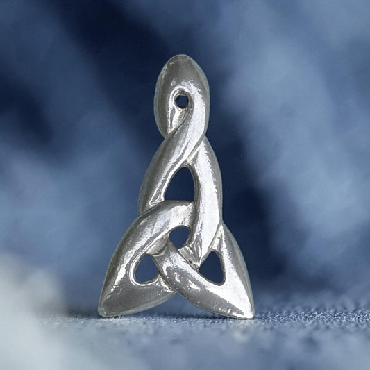 Celtic Knot Brooch (Triangular), Handcast Pewter, Polished Finish