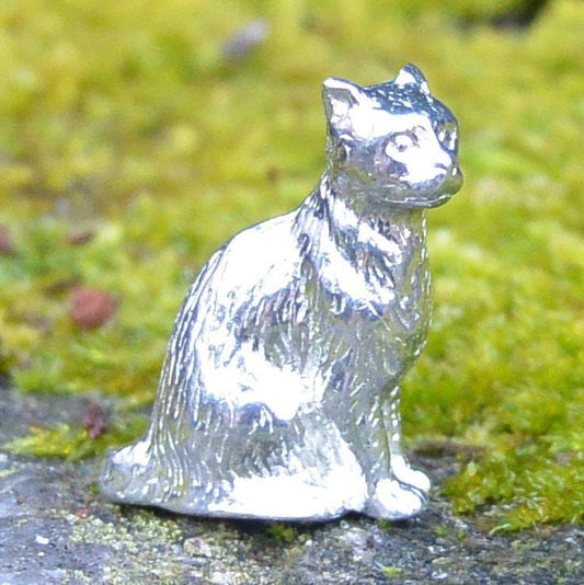 Cat Figurine, Miniature Cat, Handmade, in Fine Pewter, by William Sturt