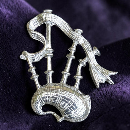 Bagpipes Brooch, Handcast Pewter, Polished Finish