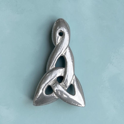 Celtic Knot Brooch (Triangular), Handcast Pewter, Polished Finish