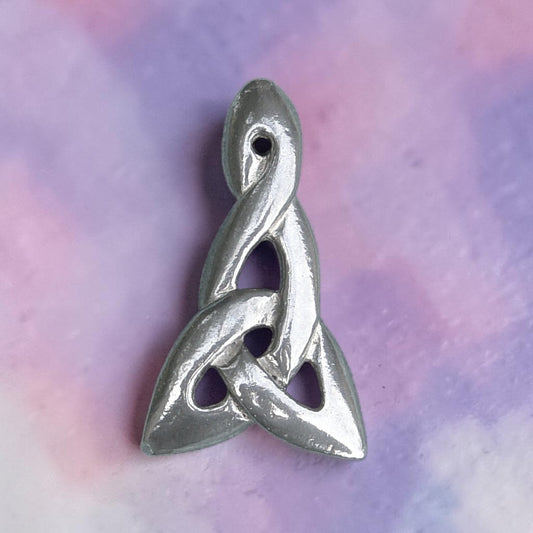 Celtic Knot Brooch (Triangular), Handcast Pewter, Polished Finish