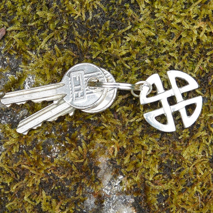 Celtic Love Knot Keyring, Celtic Knot Key Fob, Handmade, by William Sturt, in Fine Pewter