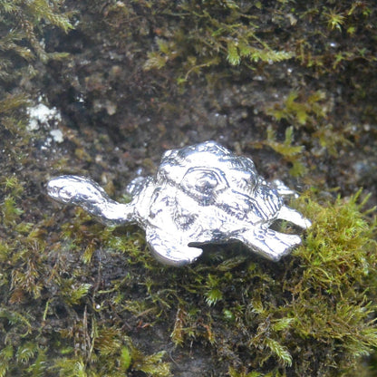 Snapper Tortoise Figurine, Tortoise Miniature, Handcast, in Fine Pewter, by William Sturt