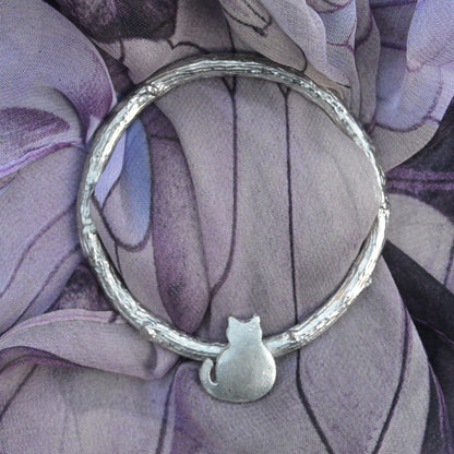 Cat Scarf Ring, Oak Twig Circle, Handcast Pewter, Polished Finish