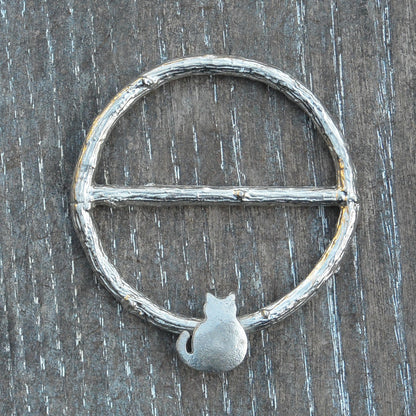 Cat Scarf Ring, Oak Twig Circle, Handcast Pewter, Polished Finish