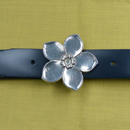 Red Leather Belt, Ceinture Forget Me Knot Buckle in Hand Cast Pewter, by William Sturt