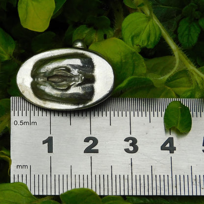 Vulva Pocket Token, Erotic Pocket Token, Vulva Gifts, Handmade, in Fine Pewter, by William Sturt