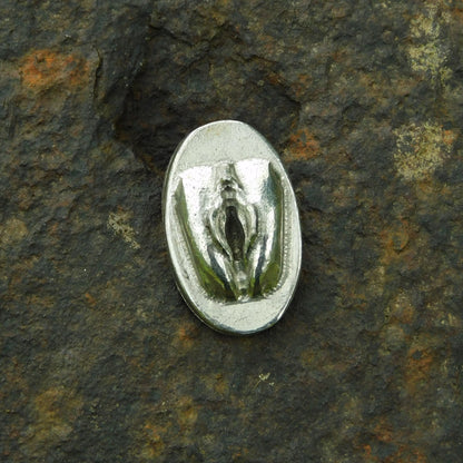 Vulva Pocket Token, Erotic Pocket Token, Vulva Gifts, Handmade, in Fine Pewter, by William Sturt