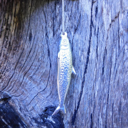 Sardine Light Pull, Handcast Pewter, Polished Finish