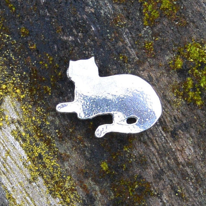 Cat Lapel Pin, Cat Jewellery, Hand Cast in Fine Pewter by William Sturt