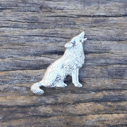 Wolf Brooch (Howling), Handcast Pewter, Polished Finish