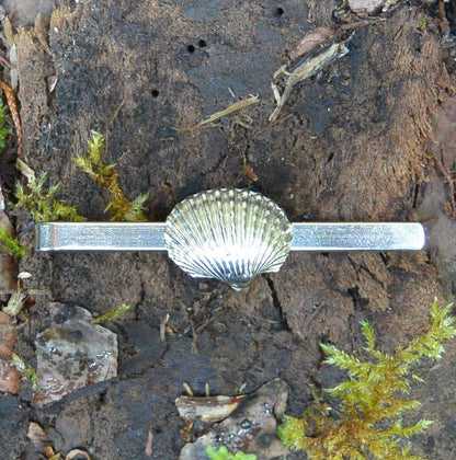 Santiago Shell Tie Clip (Pilgrim Shell), Handcast Pewter Tie Clip, Polished Finish