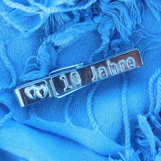 Tin anniversary "10 Jahre" Peg Photo Holder, Handmade by William Sturt in Fine Pewter