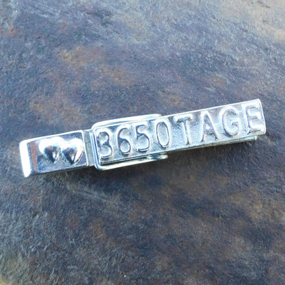Tin anniversary "3650 Tage" (3650 Days) Fridge Magnet, Handmade by William Sturt in Fine Pewter