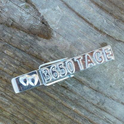 Tin anniversary "3650 Tage" Peg Photo Holder, Handmade by William Sturt in Fine Pewter