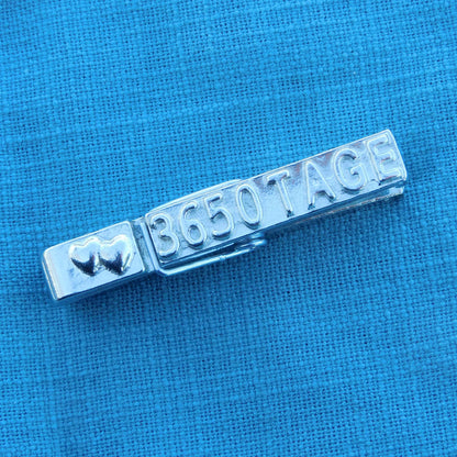Tin anniversary "3650 Tage" Peg Photo Holder, Handmade by William Sturt in Fine Pewter
