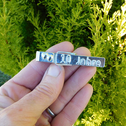 Tin anniversary "10 Jahre" Fridge Magnet, Handmade by William Sturt in Fine Pewter