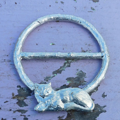 Cat Scarf Ring (Lying Cat), Oak Twig Circle, Handcast Pewter, Polished Finish