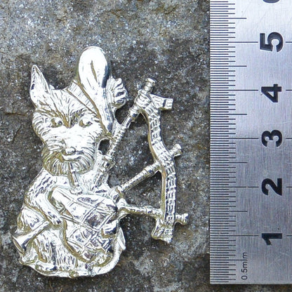 Scottish Terrier with Bagpipes Brooch, Handcast Pewter, Polished Finish