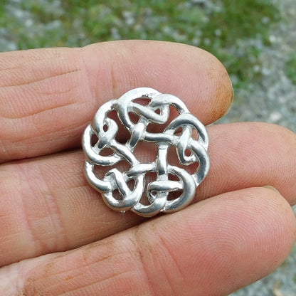 Celtic Knot Brooch (Round Knot), Handcast Pewter, Polished Finish