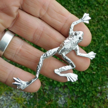 Frog Brooch (Climbing Frog), Handcast Pewter Brooch, Polished Finish