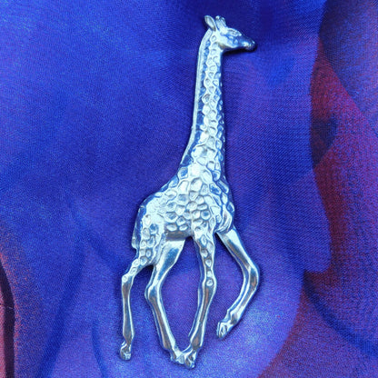 Giraffe Brooch, Handcast Pewter Brooch, Polished Finish