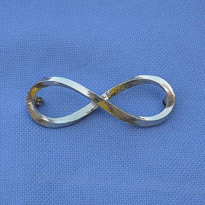 Infinity Loop Brooch, Handcast Pewter, Polished Finish