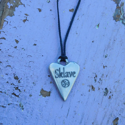 BDSM Heart Pendant "Sklave" (Slave), Personalisable, Handmade Pewter Necklace, Intimate Gift by William Sturt