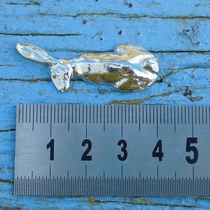 Hare Brooch (Smaller Sitting Hare), Handcast Pewter, Polished Finish